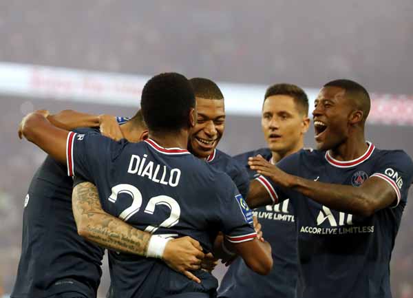 PSG thắng đậm Strasbourg trong ngày vắng Messi và Neymar