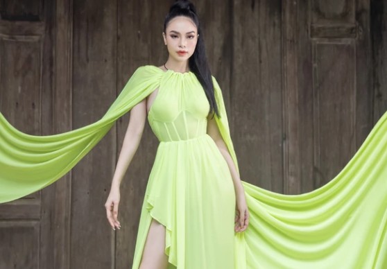 Hoàng Hương Ly mang vẻ đẹp hoài cổ của Hội An đến Miss Tourism International