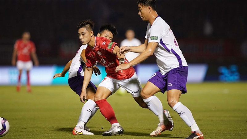 V.League 2022 giai đoạn nước rút: Còn nước còn tát