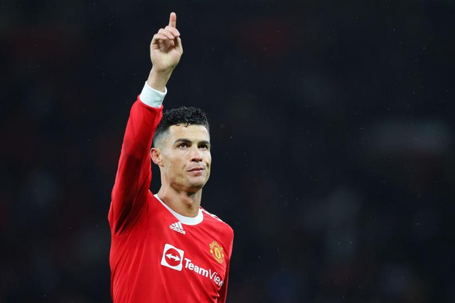 Ronaldo giải hạn, MU tìm lại niềm vui chiến thắng