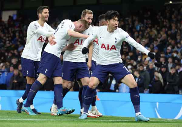 Harry Kane tỏa sáng, Tottenham quật ngã Man City tại Etihad