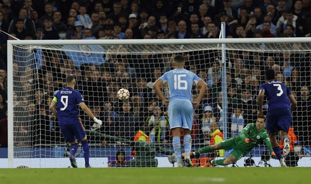 Manchester City đánh bại Real Madrid trong trận cầu có 7 bàn thắng