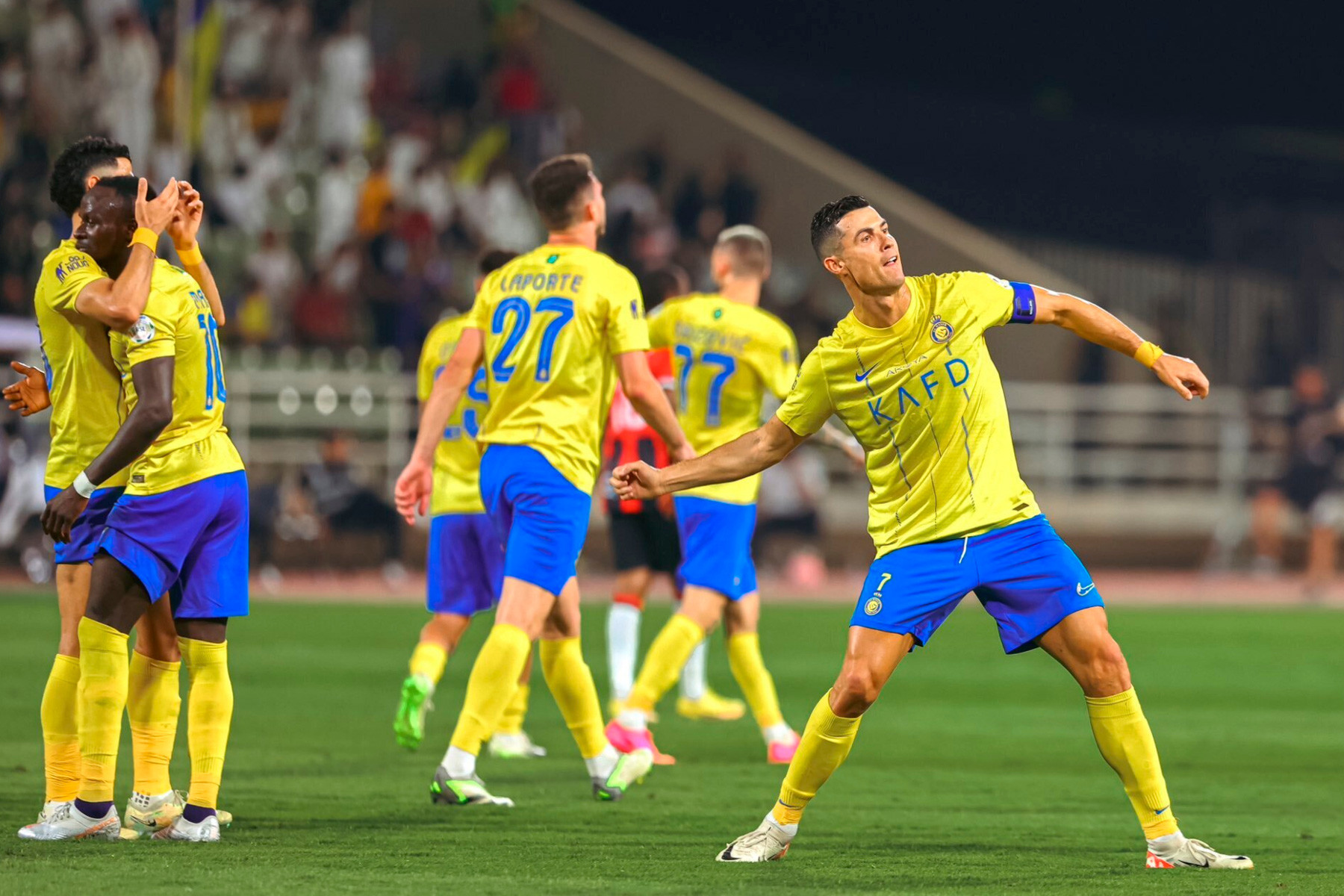 Ronaldo: Tôi khác biệt với thế giới