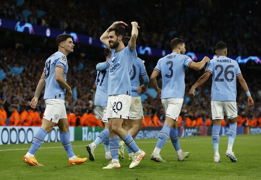 1 tỷ bảng giúp Man City vĩ đại nhất nước Anh?