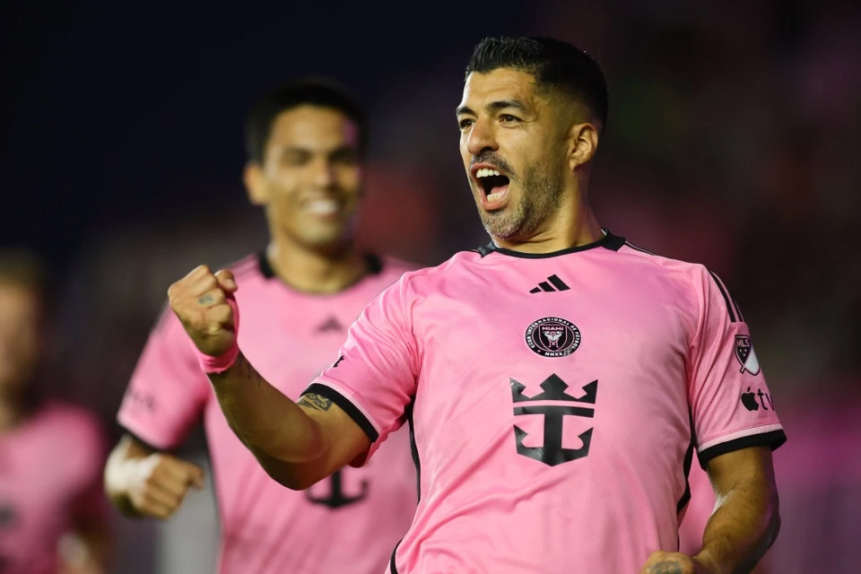 Không Messi, đã có Luis Suarez