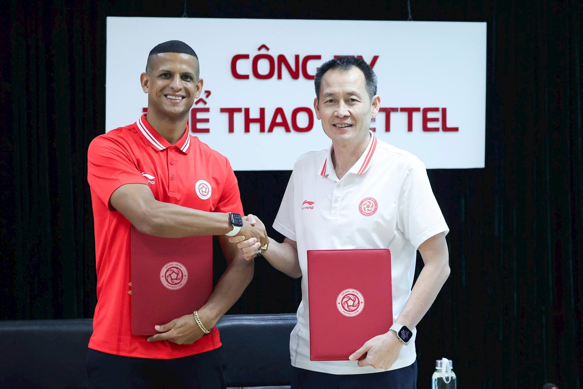 CLB Thể Công - Viettel chiêu mộ thành công Vua phá lưới V.League