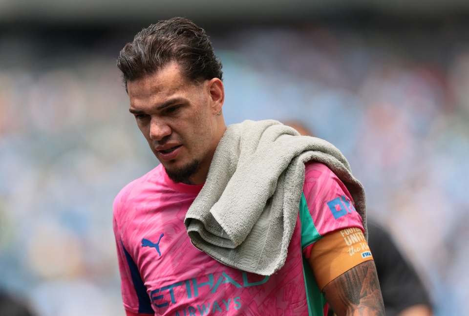 Ederson chốt tương lai